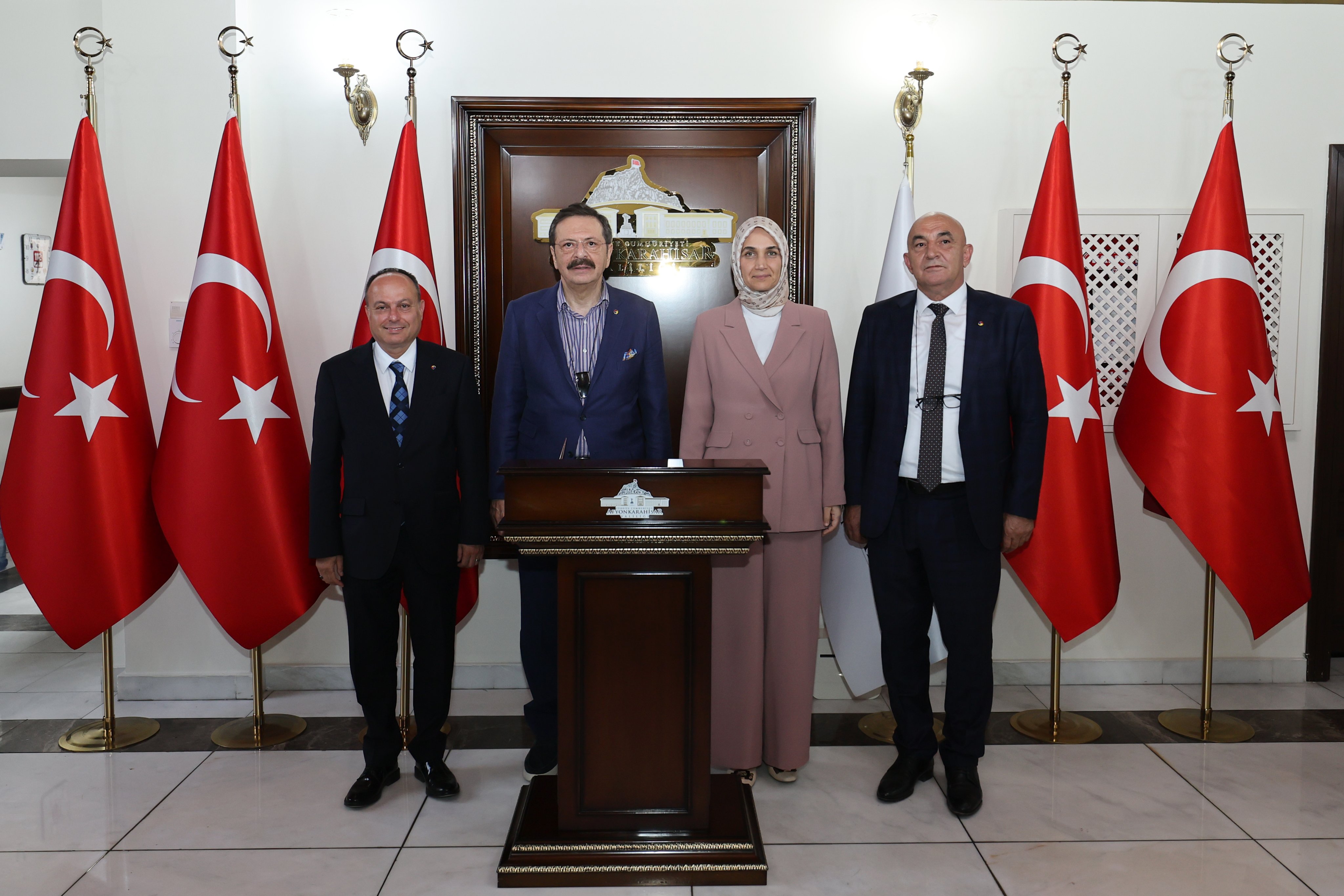 TOBB Başkanı Hisarcıklıoğlu, Vali Yiğitbaşı'nı Ziyaret Etti