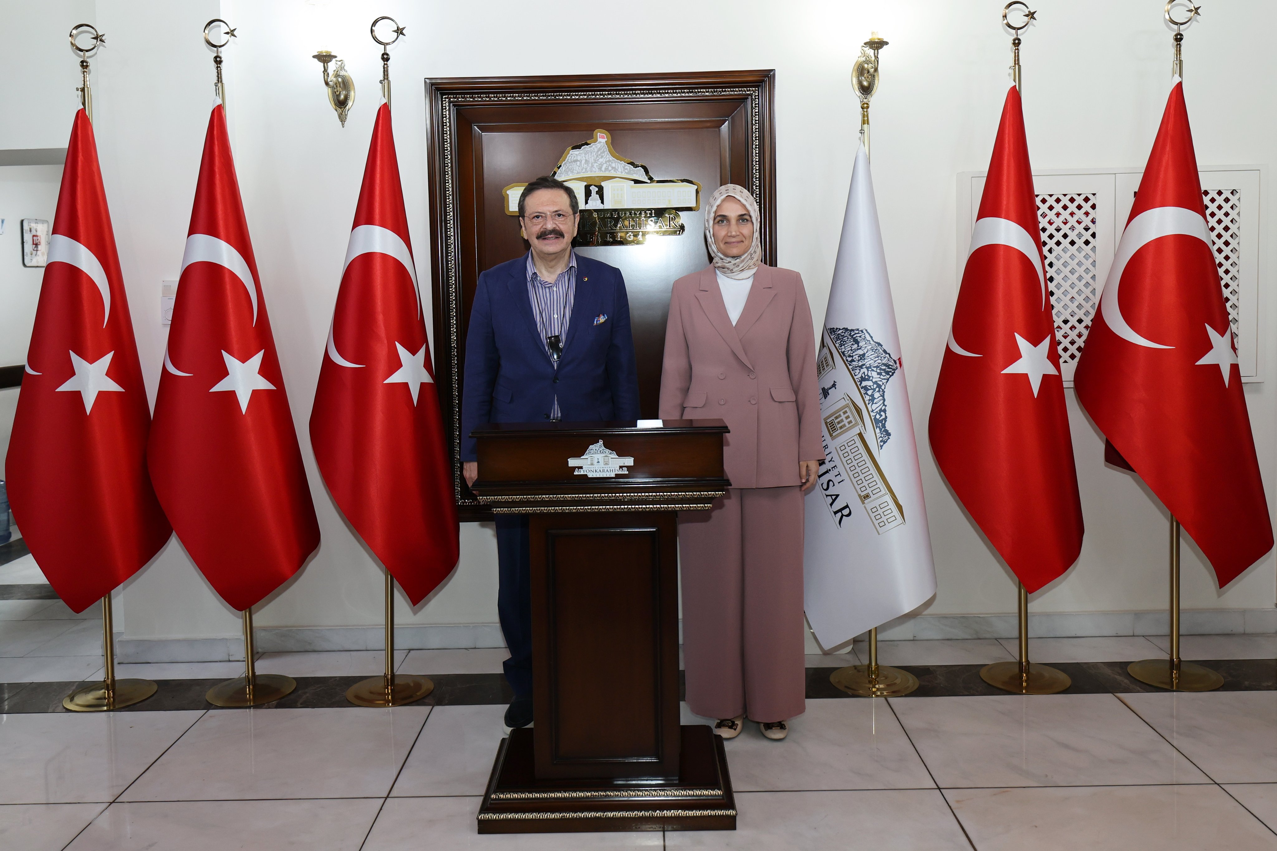 TOBB Başkanı Hisarcıklıoğlu, Vali Yiğitbaşı'nı Ziyaret Etti