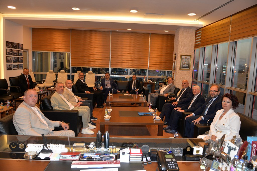 TOBB BAŞKANI HİSARCIKLIOĞLU ATSO'DA İSTİŞARE TOPLANTISI YAPTI