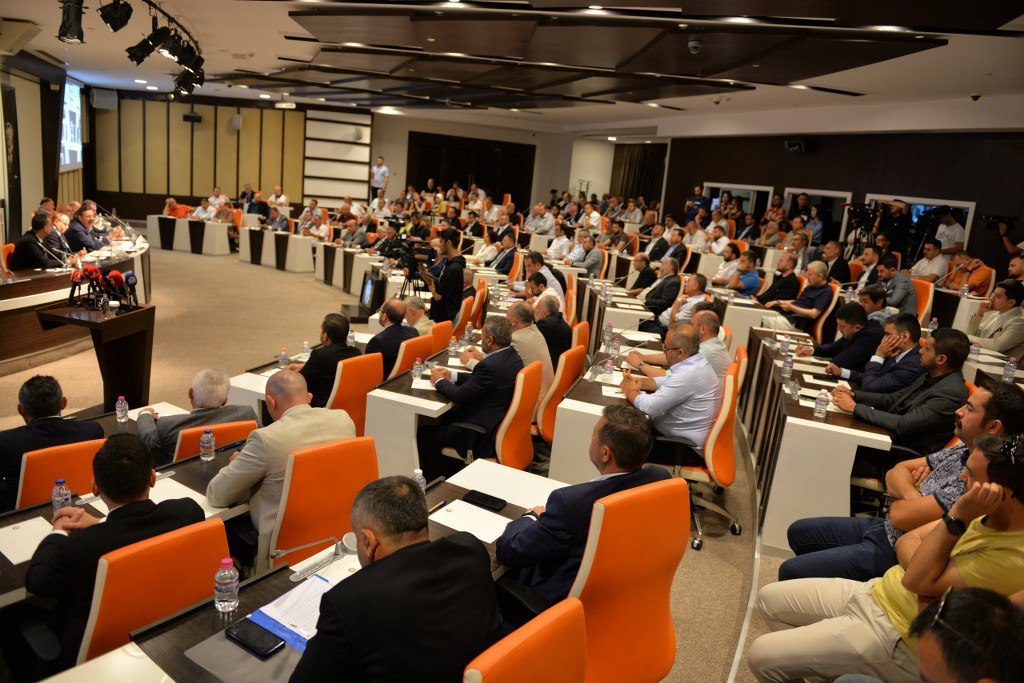 TOBB BAŞKANI HİSARCIKLIOĞLU ATSO'DA İSTİŞARE TOPLANTISI YAPTI