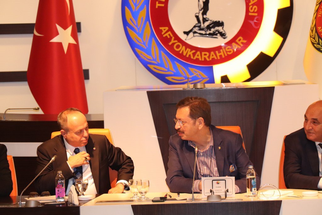 TOBB BAŞKANI HİSARCIKLIOĞLU ATSO'DA İSTİŞARE TOPLANTISI YAPTI