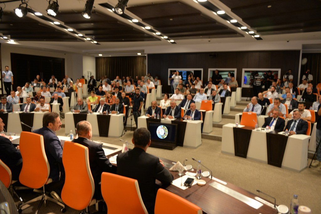 TOBB BAŞKANI HİSARCIKLIOĞLU ATSO'DA İSTİŞARE TOPLANTISI YAPTI