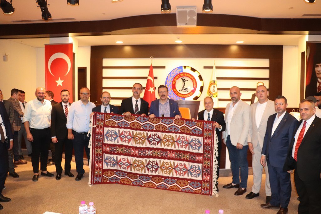 TOBB BAŞKANI HİSARCIKLIOĞLU ATSO'DA İSTİŞARE TOPLANTISI YAPTI