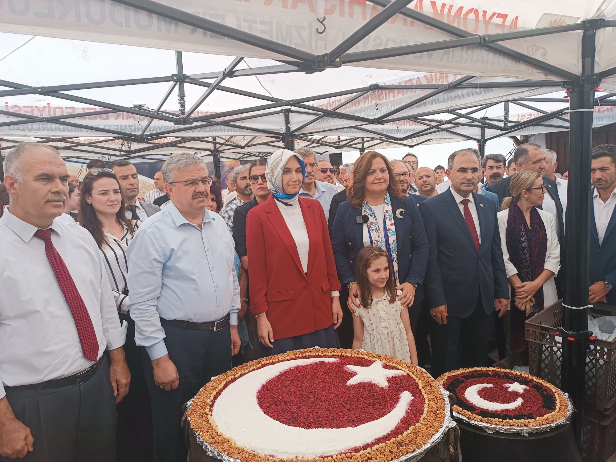 Afyon'da 40 Hatimli Aşure Dağıtıldı