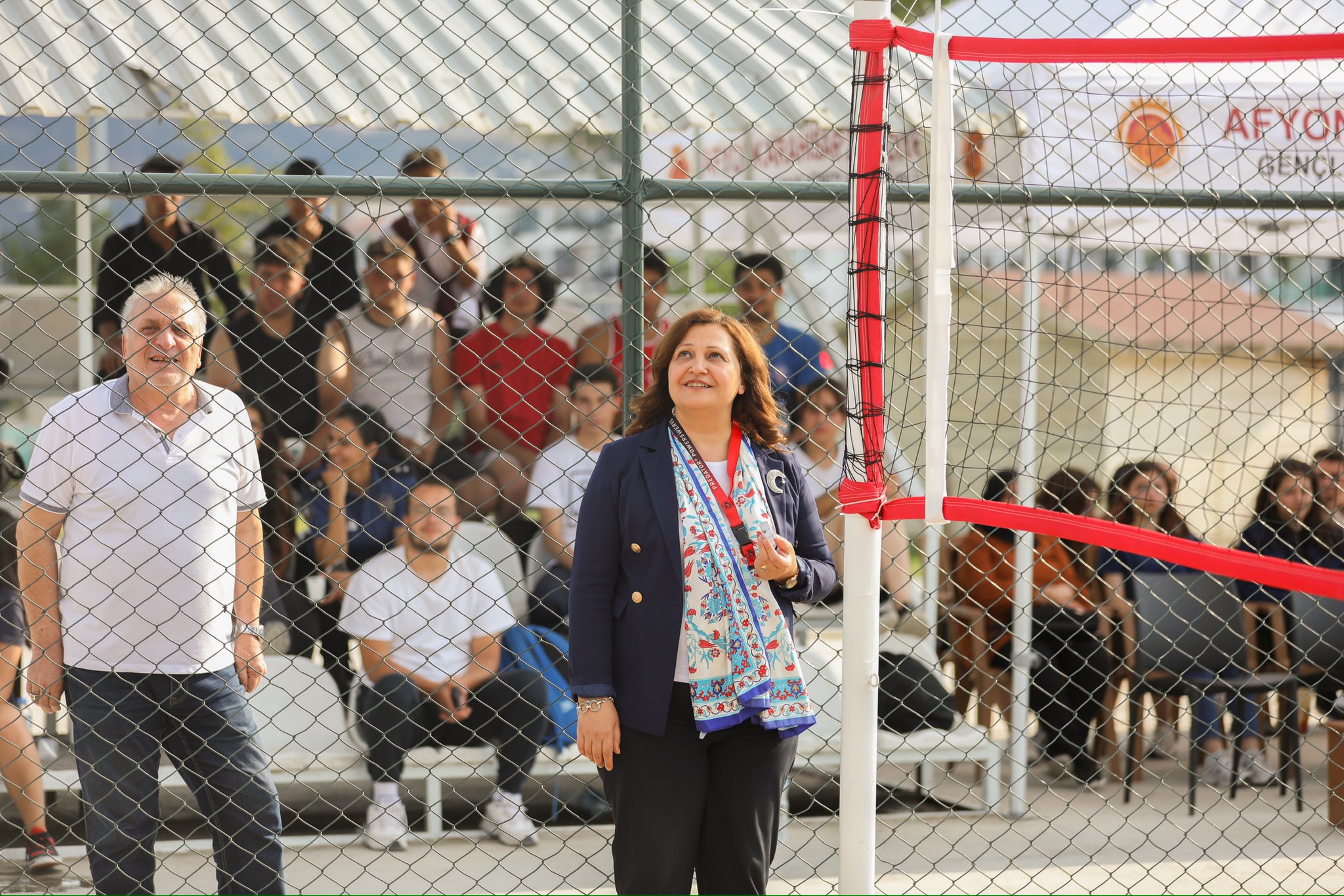 Turnuvanın İlk Günü: Afyonkarahisar'da Resul Gün anısına kum voleybolu turnuvası başladı