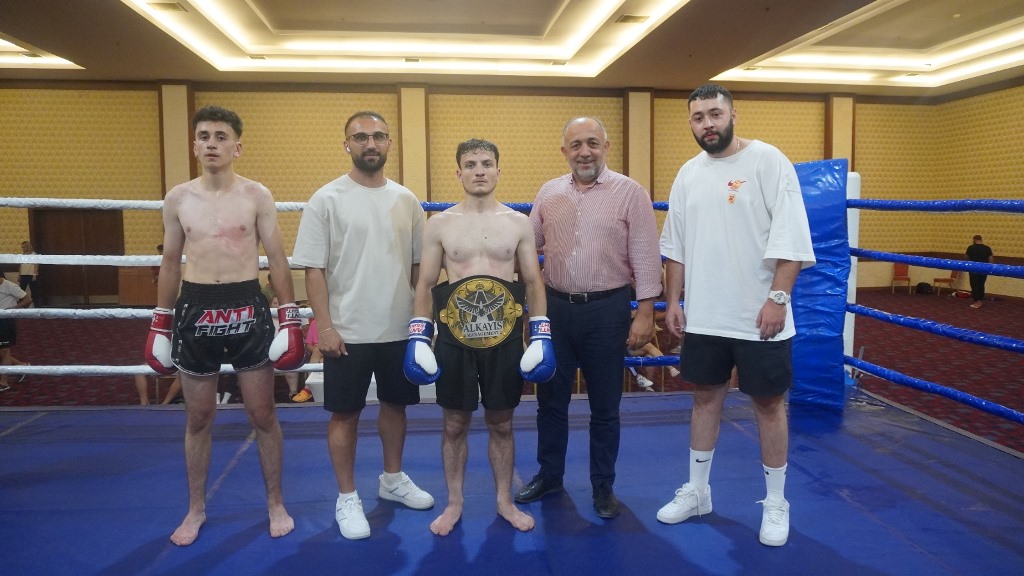MUAY THAİ ALKAYIŞ MÜSABAKALARI YAPILDI