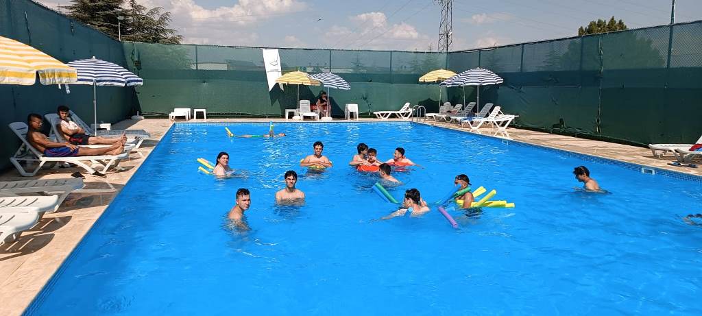 GENÇLİK KAMPI'NA TÜRKİYE'NİN DÖRT BİR YANINDAN 180 GENÇ GELDİ