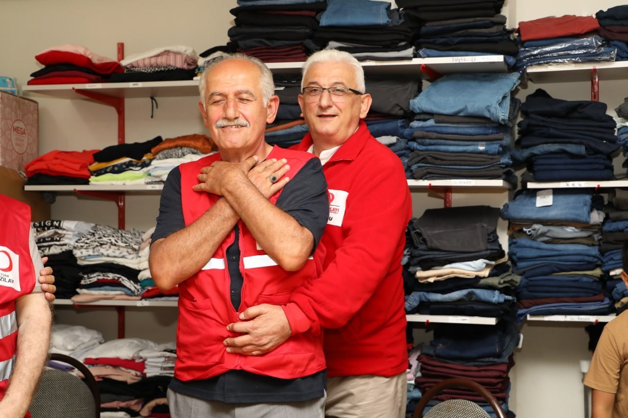 KIZILAY GÖNÜLLÜLERİNE HAYAT KURTARAN EĞİTİM
