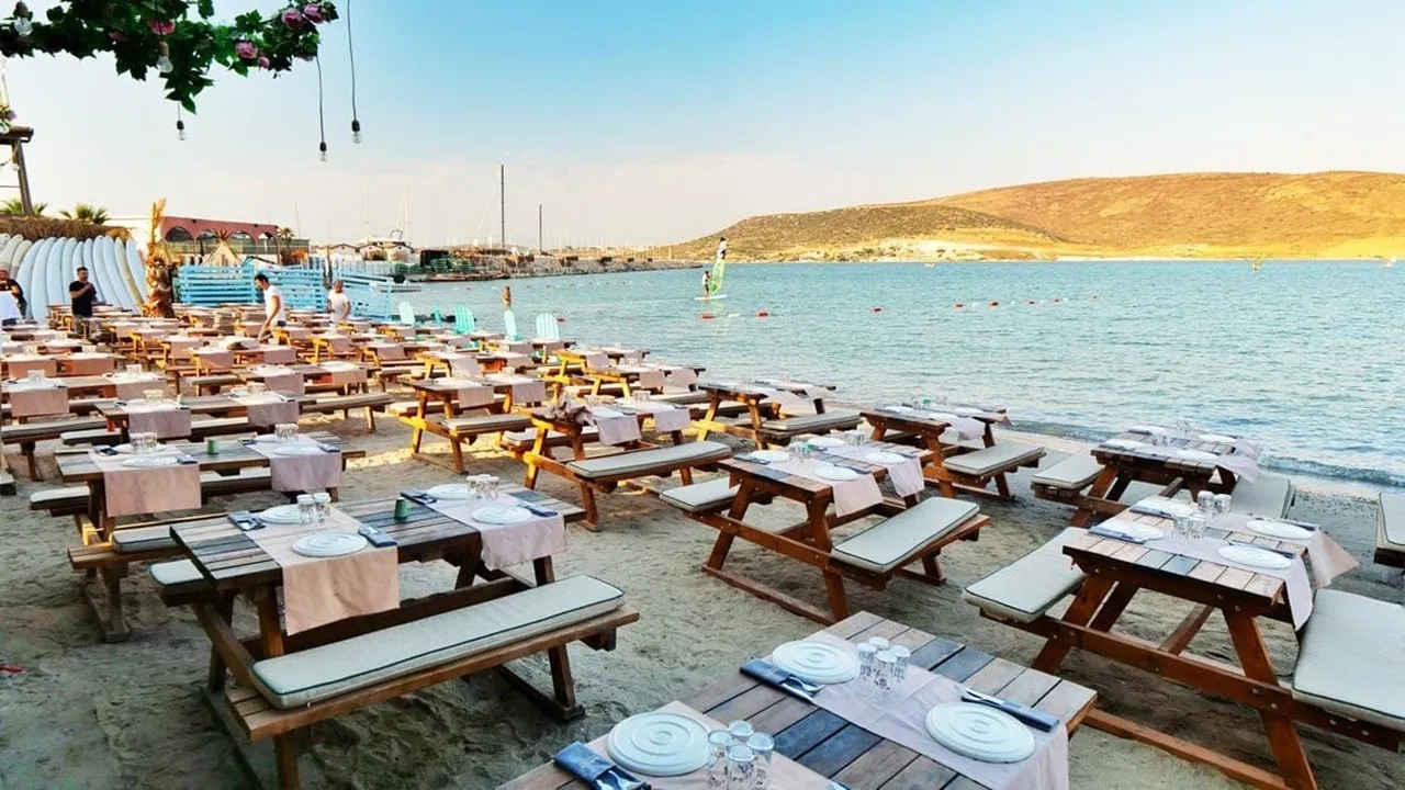 Tatil beldeleri turizmde beklentiyi karşılayamadı, oteller de masalar da boş kaldı
