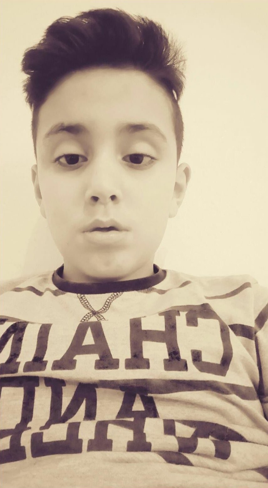 Göle Düşen Otomobil Bir Aileye Mezar Oldu