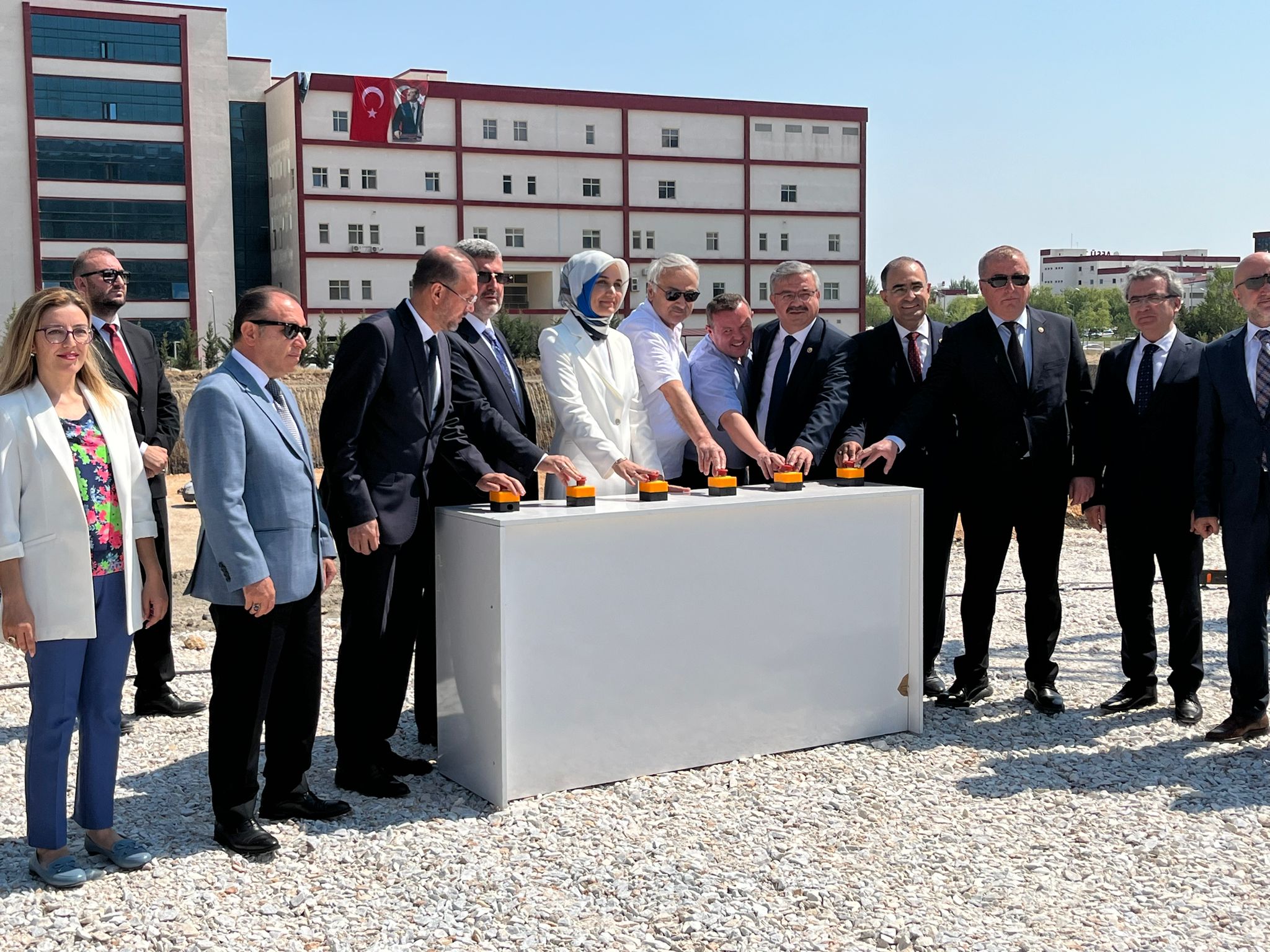 REKTÖR OKUMUŞ  "AFSÜ HER YIL EĞİTİM ÇITASINI YÜKSELTİYOR"