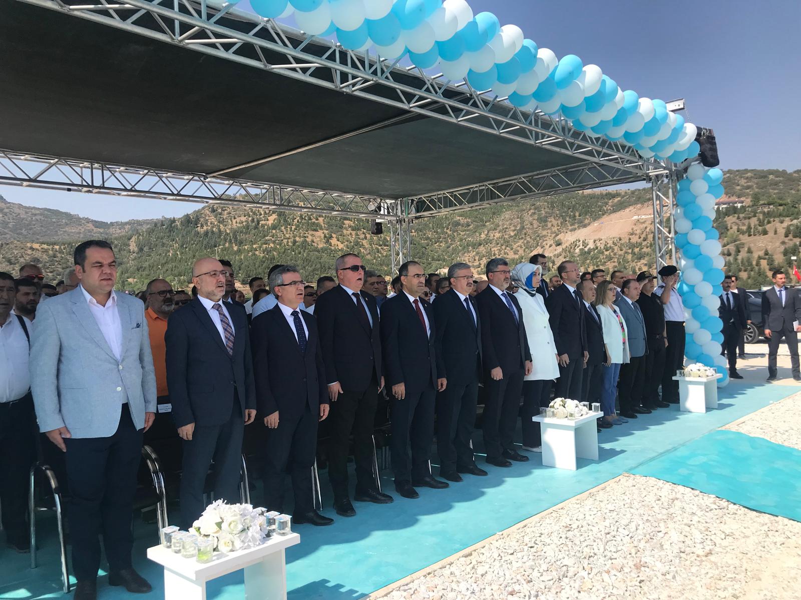REKTÖR OKUMUŞ  "AFSÜ HER YIL EĞİTİM ÇITASINI YÜKSELTİYOR"