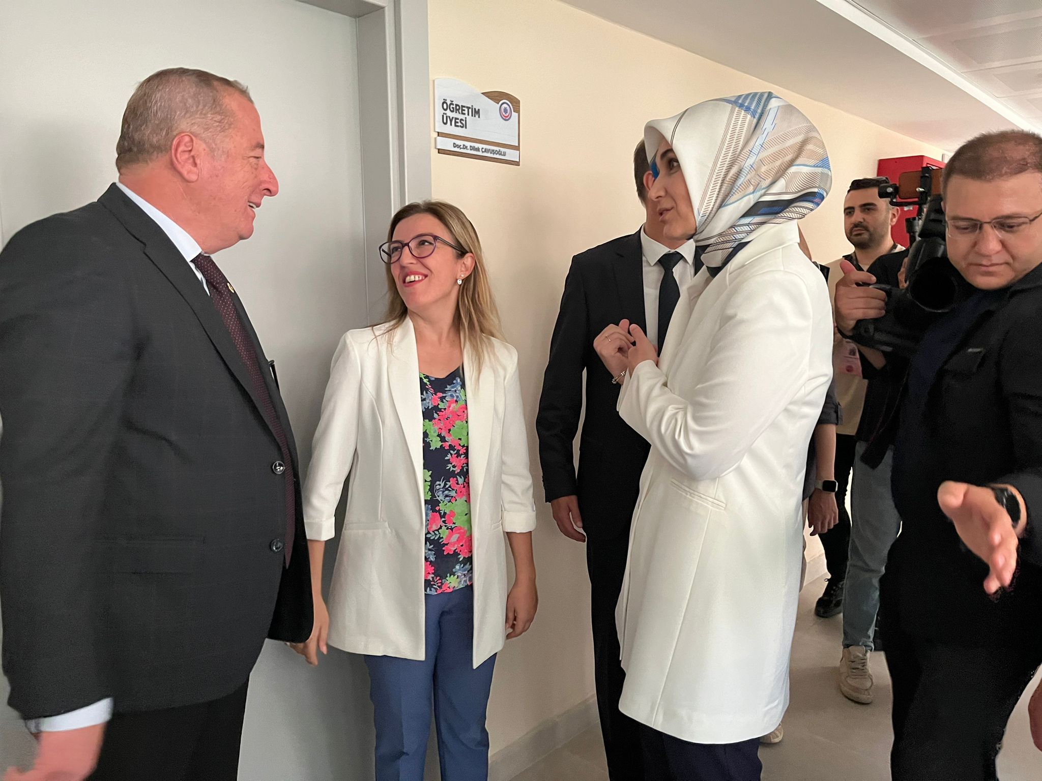 AFSÜ REKTÖRÜ OKUMUŞ VE PROTOKOL  ÇOCUK  BÖLÜMÜNÜN  AÇILIŞI GERÇEKLEŞTİRDİ