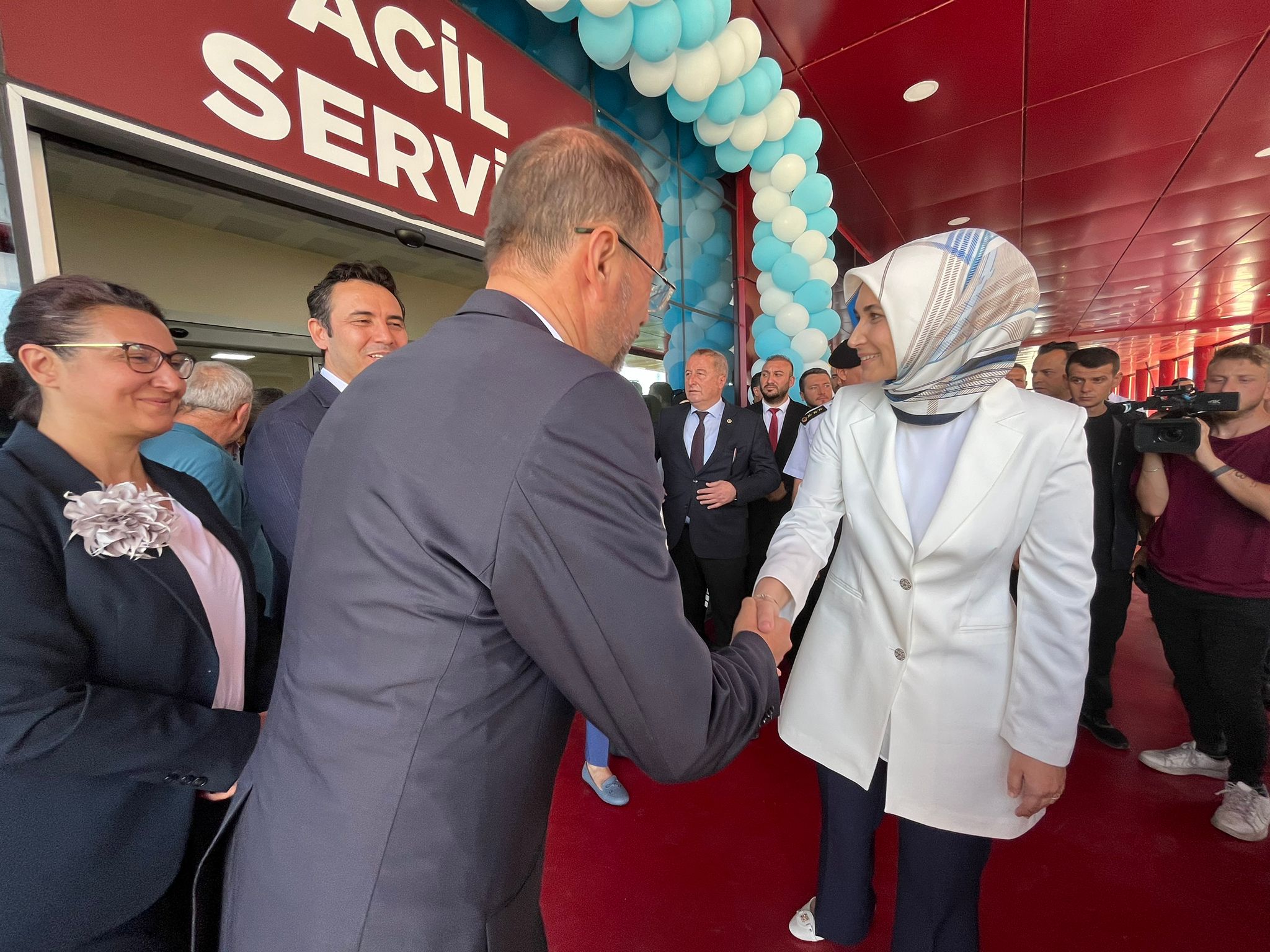 AFSÜ REKTÖRÜ OKUMUŞ VE PROTOKOL  ÇOCUK  BÖLÜMÜNÜN  AÇILIŞI GERÇEKLEŞTİRDİ