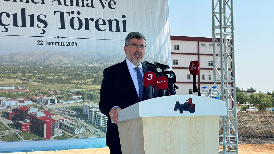 ÖZKAYA: "“AFYON’U SAĞLIK ALANINDA MARKA ŞEHİR YAPACAĞIZ”