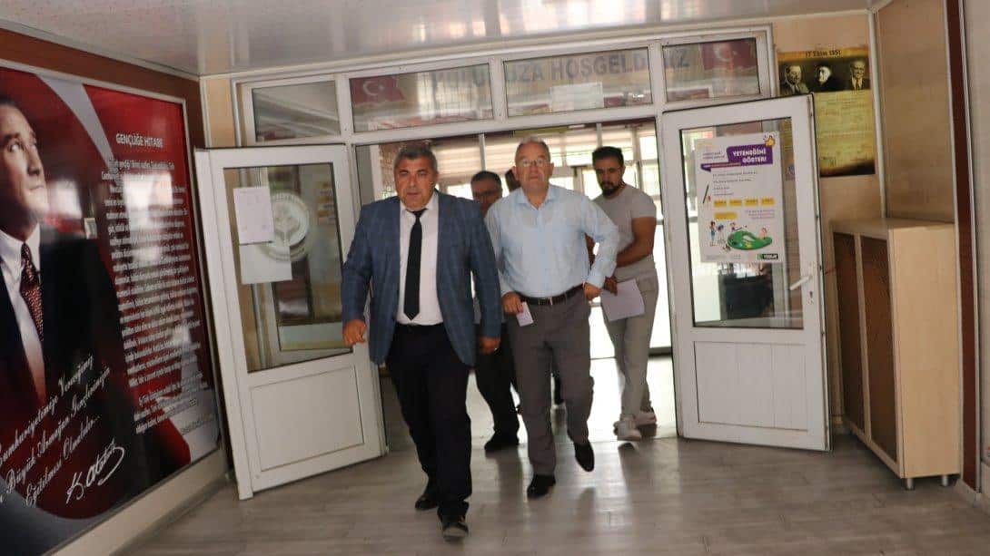 Öğrenci Dostu Sünnetci Gece Gündüz Demeden Çalışıyor