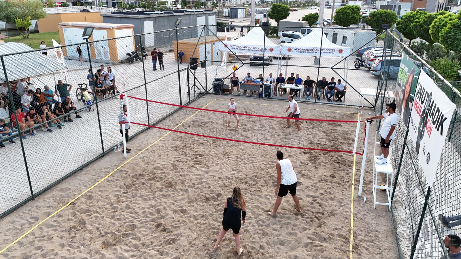 Kum Voleybolu Turnuvası Sona Erdi