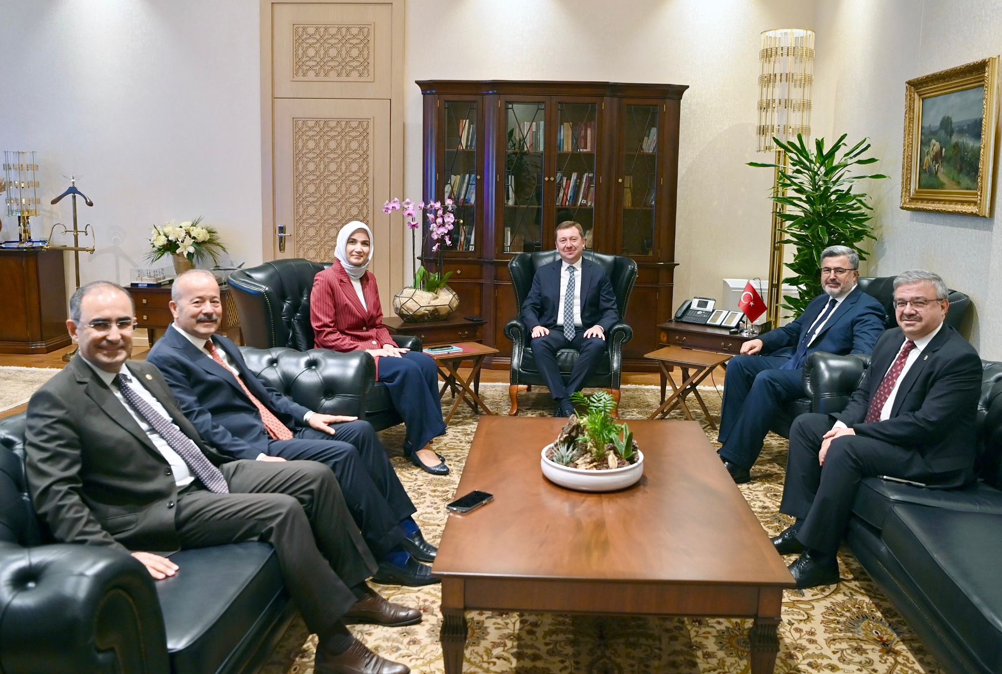 Vali Yiğitbaşı Başkan Susmaz’ı Ziyaret Etti