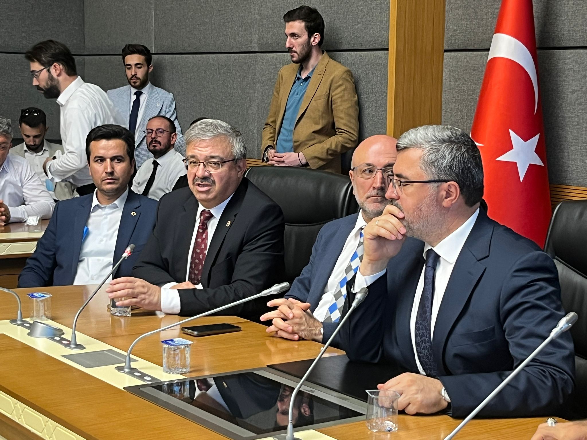 Başkan Şahin ve Teşkilatı TBMM'de Grup Toplantısına Katıldı