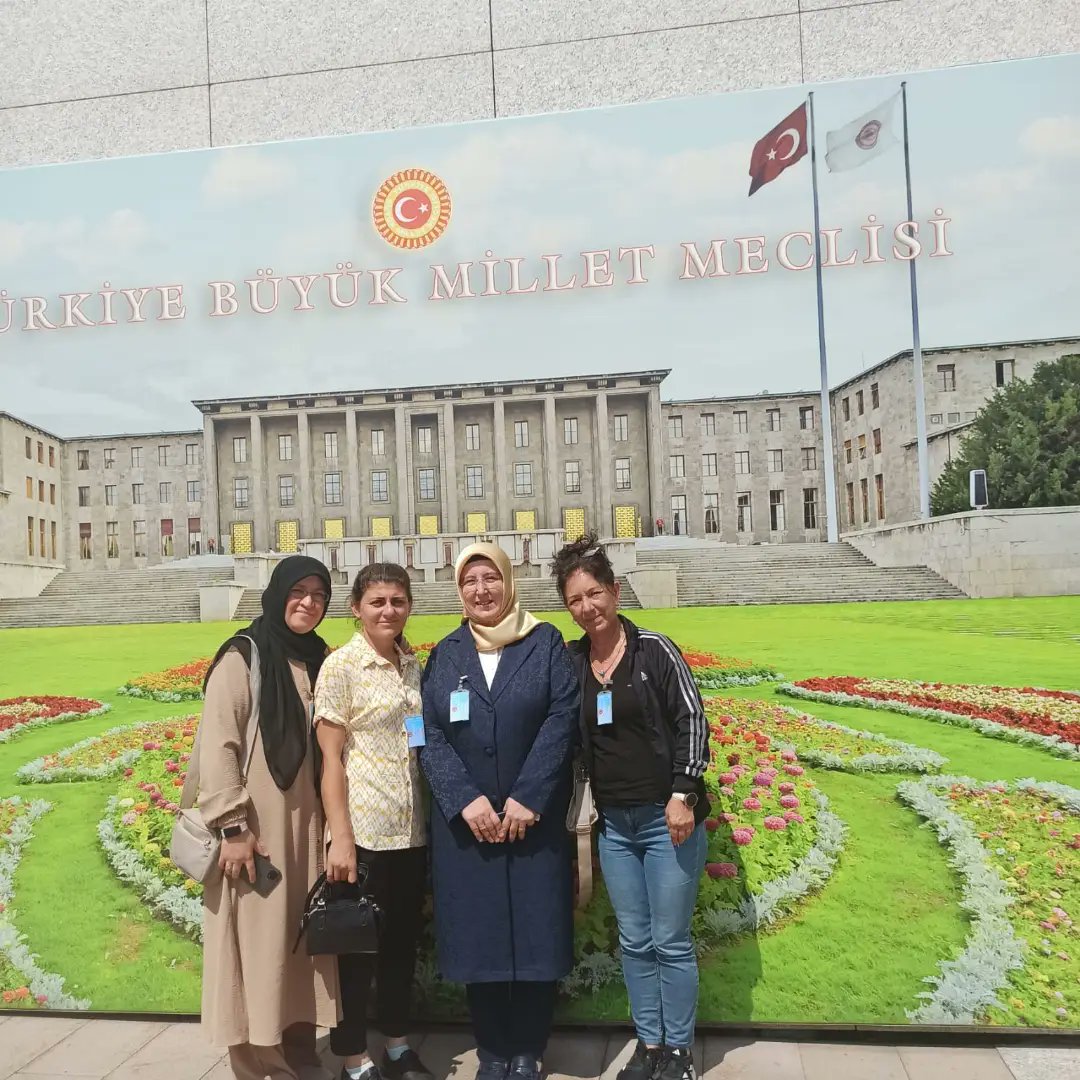 AK PARTİ AFYON TEŞKİLATI CUMHURBAŞKANI  ERDOĞAN'I GRUP TOPLANTISINDA DİNLEDİ