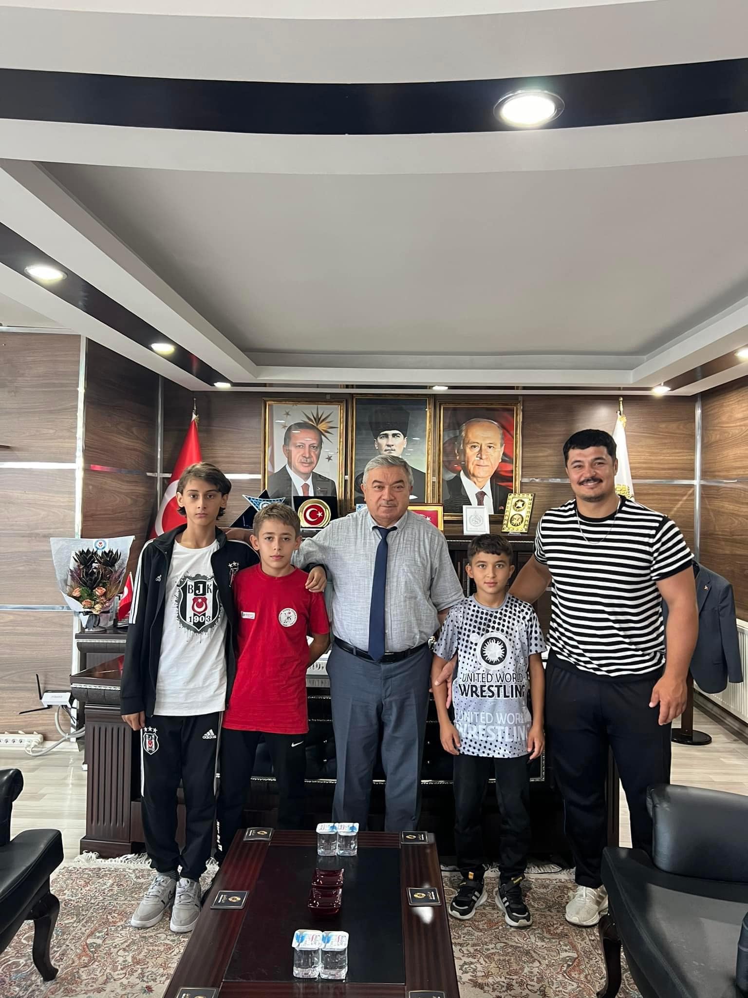 BAŞKAN ÖZAŞKIN:"GENÇLERİMİZİN  BAŞARISI BİZİ GURURLANDIRDI"