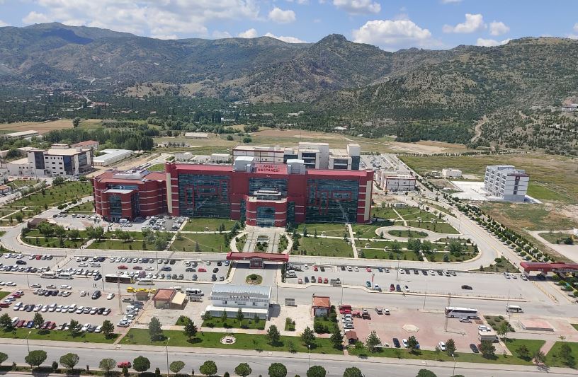 ADAY ÖĞRENCİLERDEN AFSÜ TANITIM GÜNLERİNE BÜYÜK İLGİ