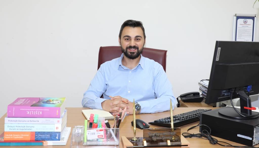 AFSÜ’den Üniversite Tercihi Yapacak Öğrencilere Rehberlik