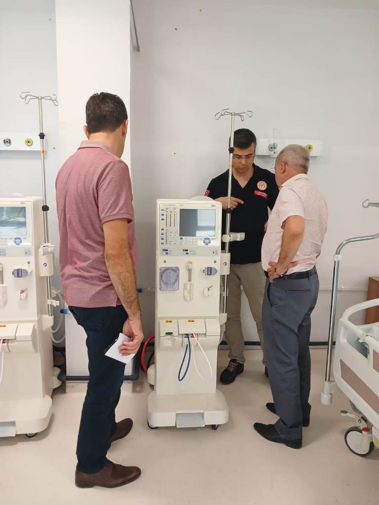 KORKMAZ VE KOYUNCU SİNANPAŞA DEVLET HASTANESİNİ İNCELEDİ 