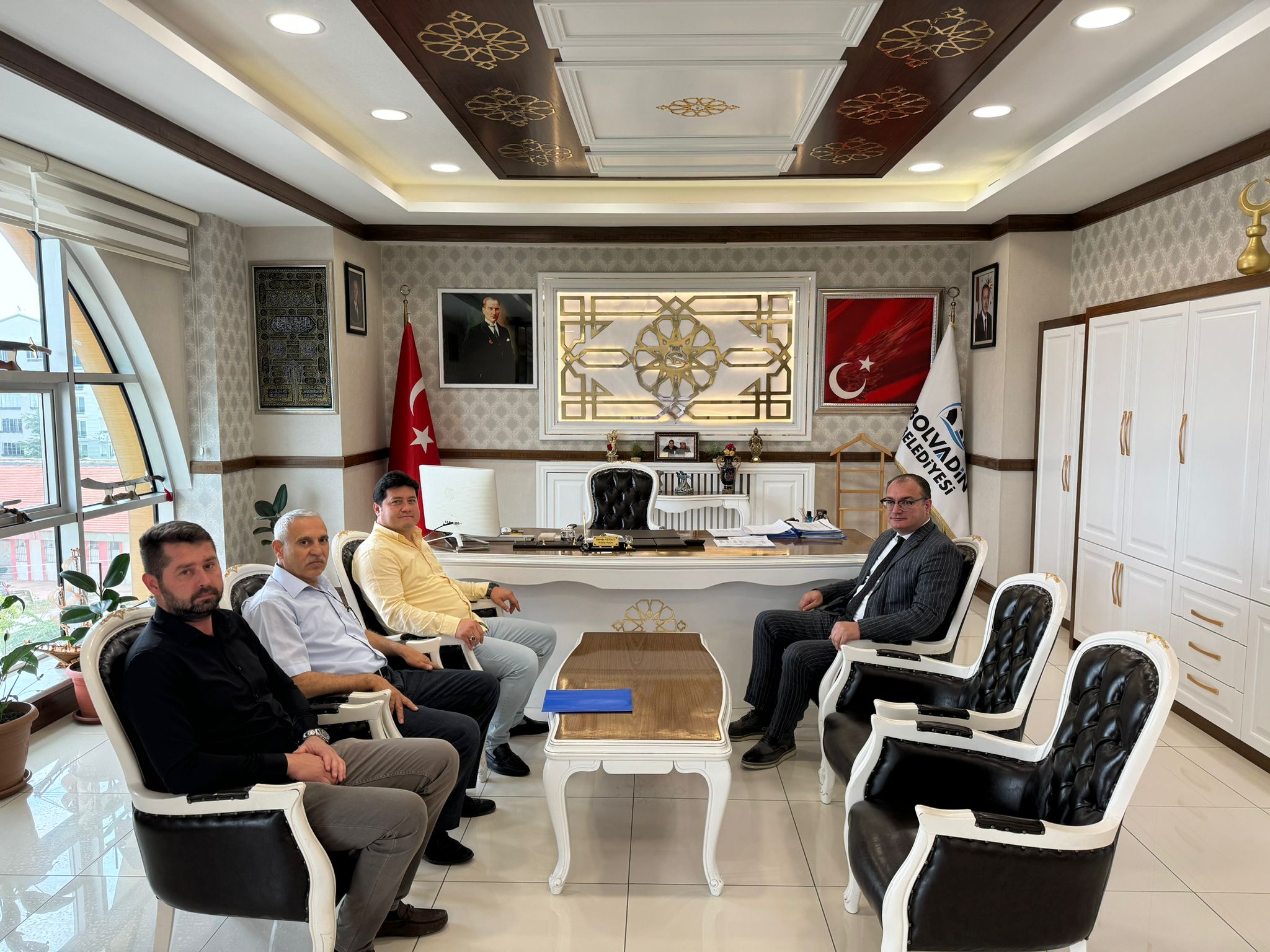 KAYMAKAM ARIKAN’DAN BAŞKAN AYNACI’YA ZİYARET