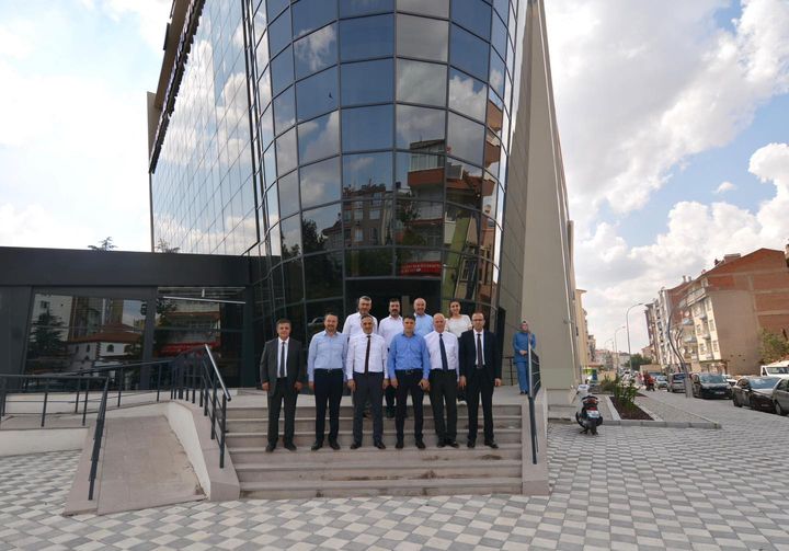 Sandıklı Belediyesi’nin Kültür Merkezi ve Kütüphaneye Üst Düzey Ziyaret