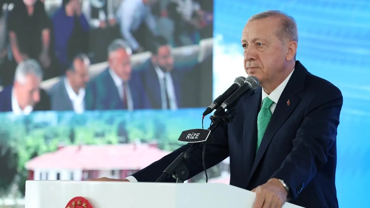 Cumhurbaşkanı Erdoğan: Belediyelere bildirimler yapılıyor gereken yapılacak