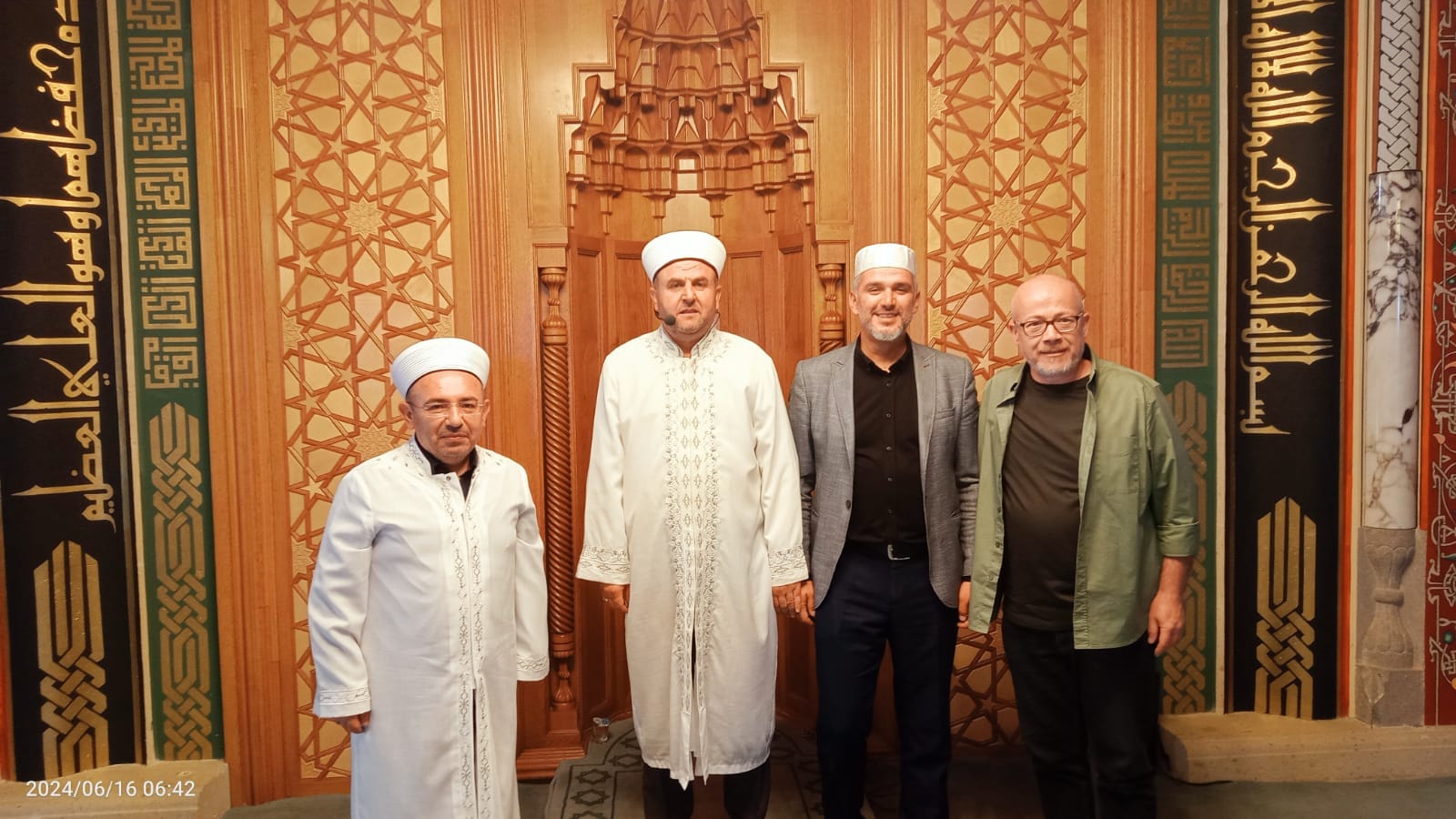 Paşa Camii’nde Ayrılık Hüznü Tecrübeli Din İnsanı Kılınç Veda Etti