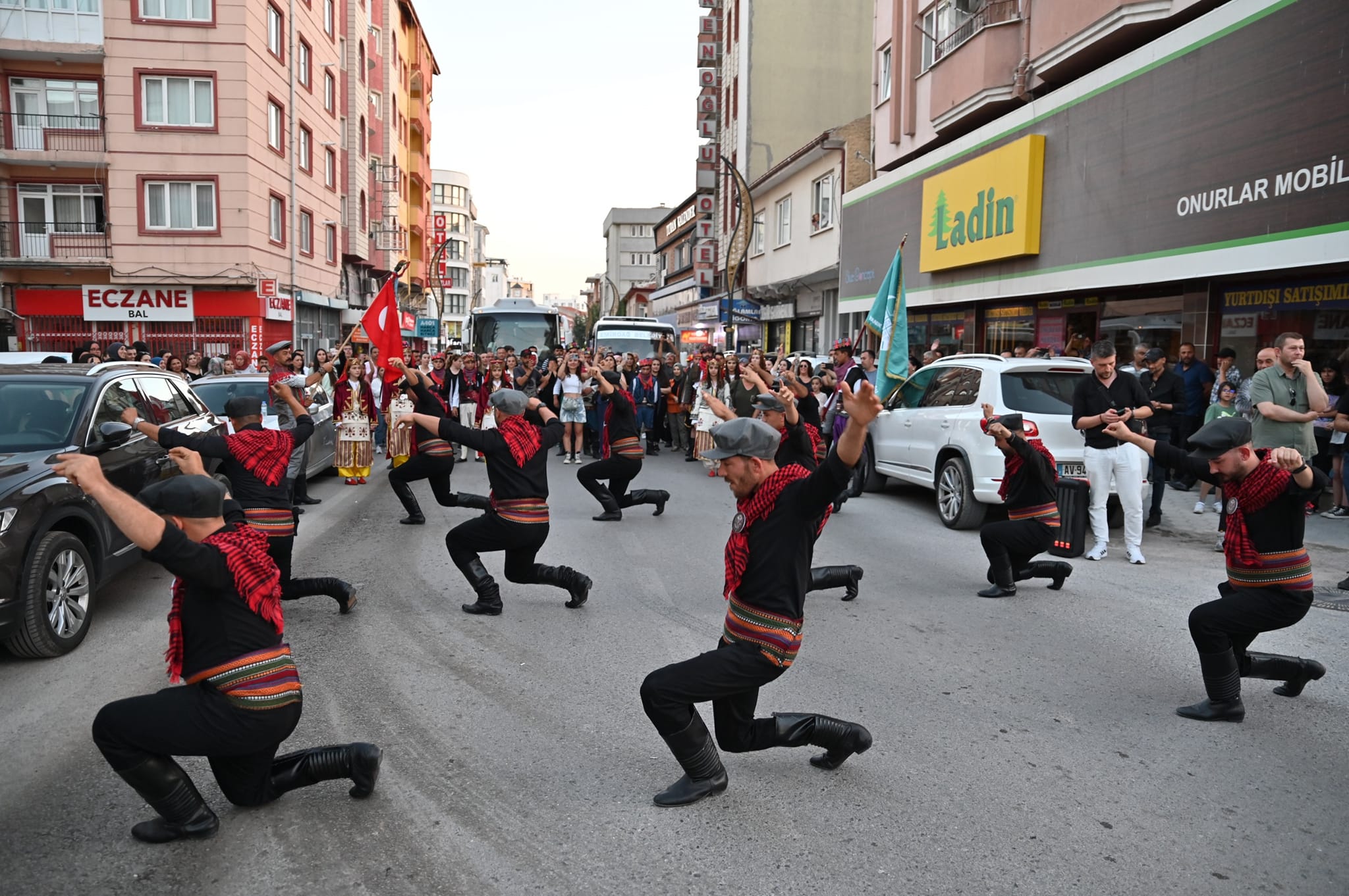 17. Emirdağ Gurbetçi Festivaline yoğun ilgi