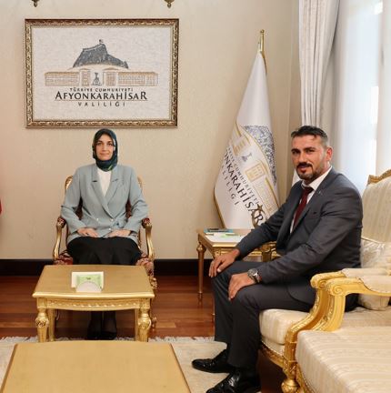 VALİ YİĞİTBAŞI BELEDİYE BAŞKANLARINI KABUL ETTİ
