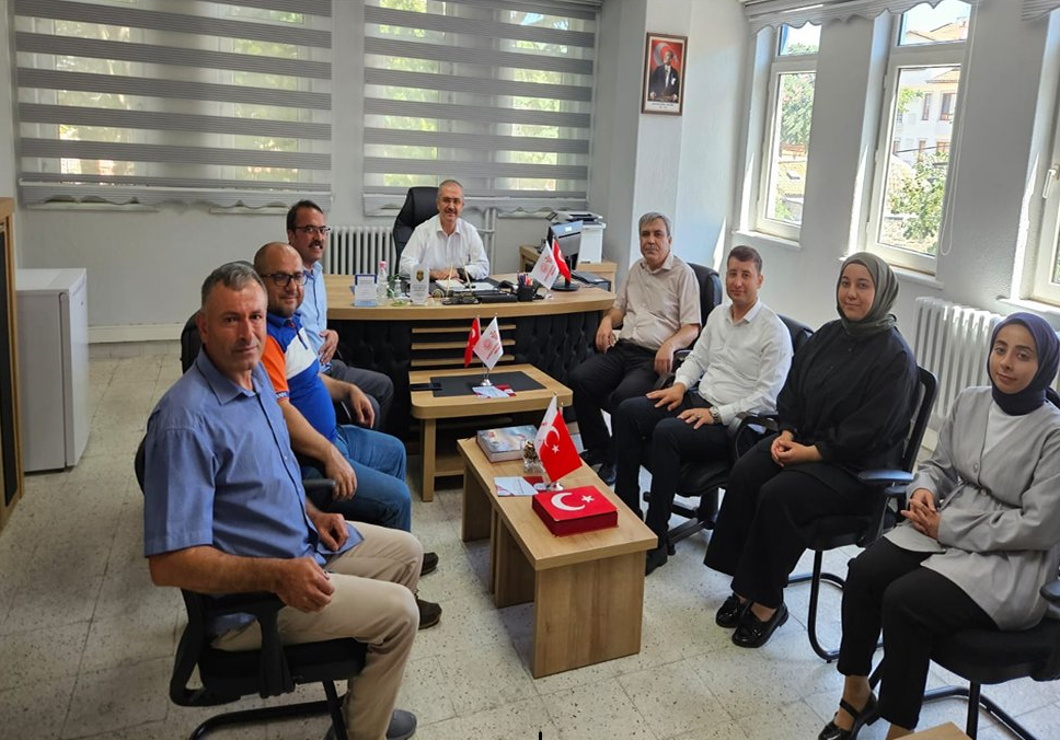 Müdür Erdoğan Şuhut’ta Personelle Bir Araya Geldi