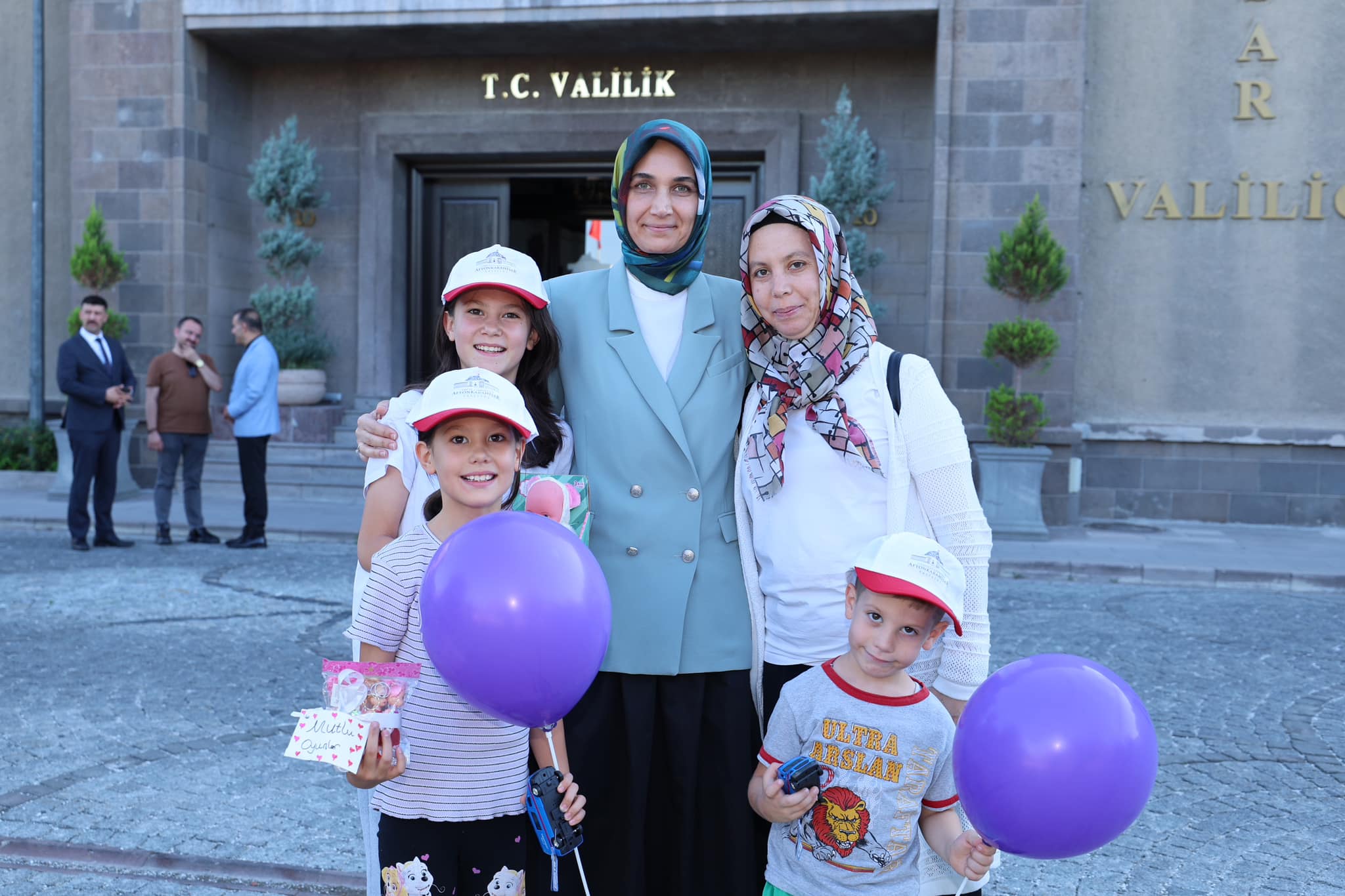 VALİ YİĞİTBAŞI'NDAN SAMİMİ PAYLAŞIM
