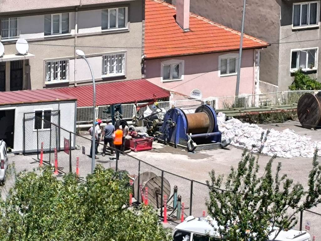 İLK BAKIŞTA HEYELAN OLDUĞU SANILDI