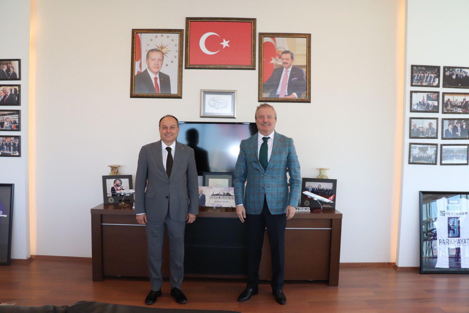 AK Partili Eski Vekilden ATSO Başkanı Serteser’e Ziyaret