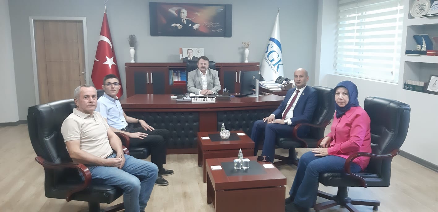 "ŞEHİT AİLELERİMİZ VE GAZİLERİMİZLE YAKINDAN İLGİLENEN MÜDÜRÜMÜZÜ ZİYARET ETTİK"