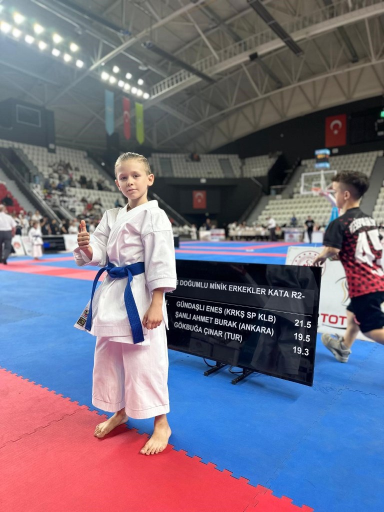 8 YAŞINDAKİ KARATE SPORCUSU ENES HAYATINI KAYBETTİ