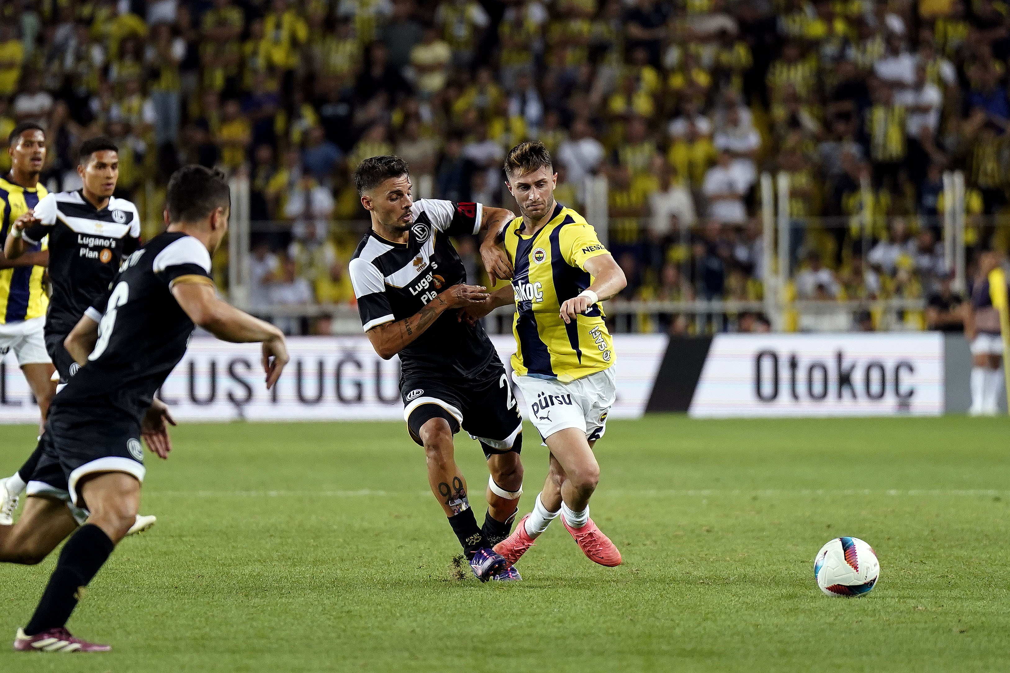 FENERBAHÇE, LUGANO'YU KADIKÖY'DE DEVİRDİ!