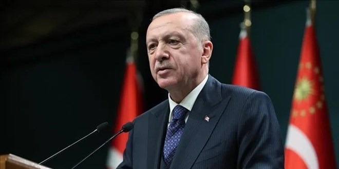 Erdoğan: Kalleş suikastı şiddetle kınıyor ve lanetliyorum