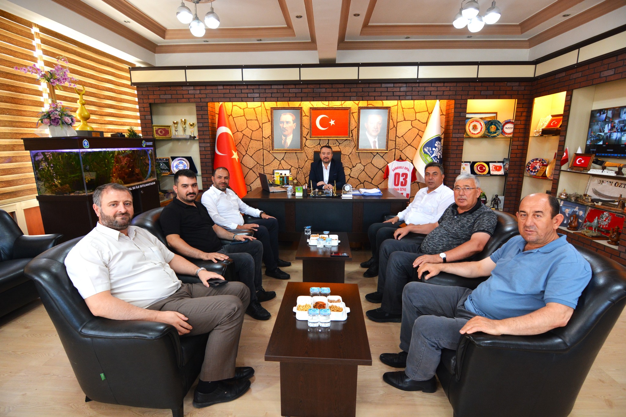 BAŞKAN EROĞLUNDAN BAŞKAN ÖZTAŞ'A ZİYARET