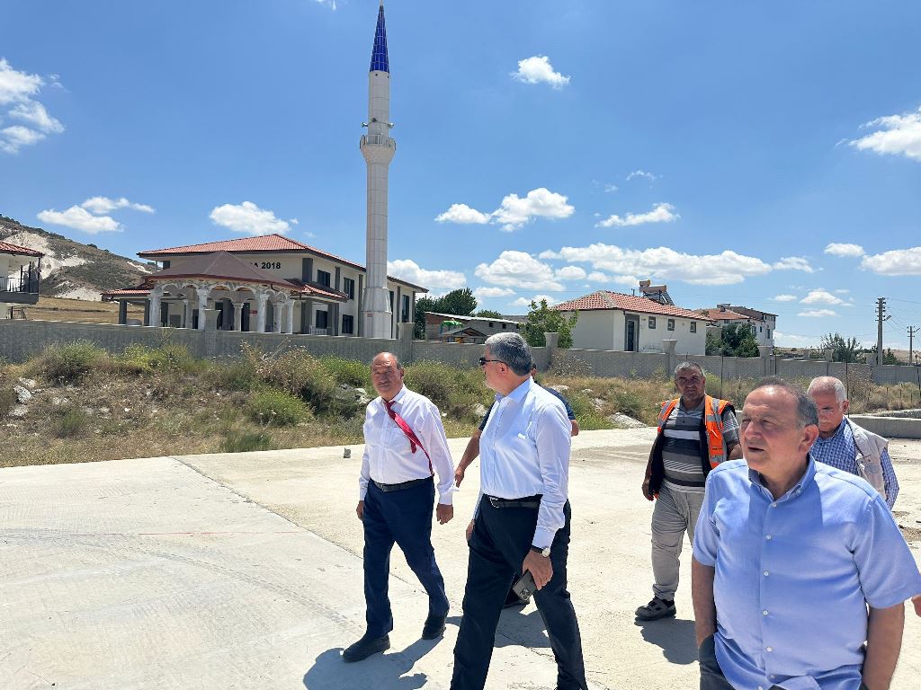 ÖZKAYA, AFYON'DA BİR DİZİ PROGRAMLAR GERÇEKLEŞTİRDİ