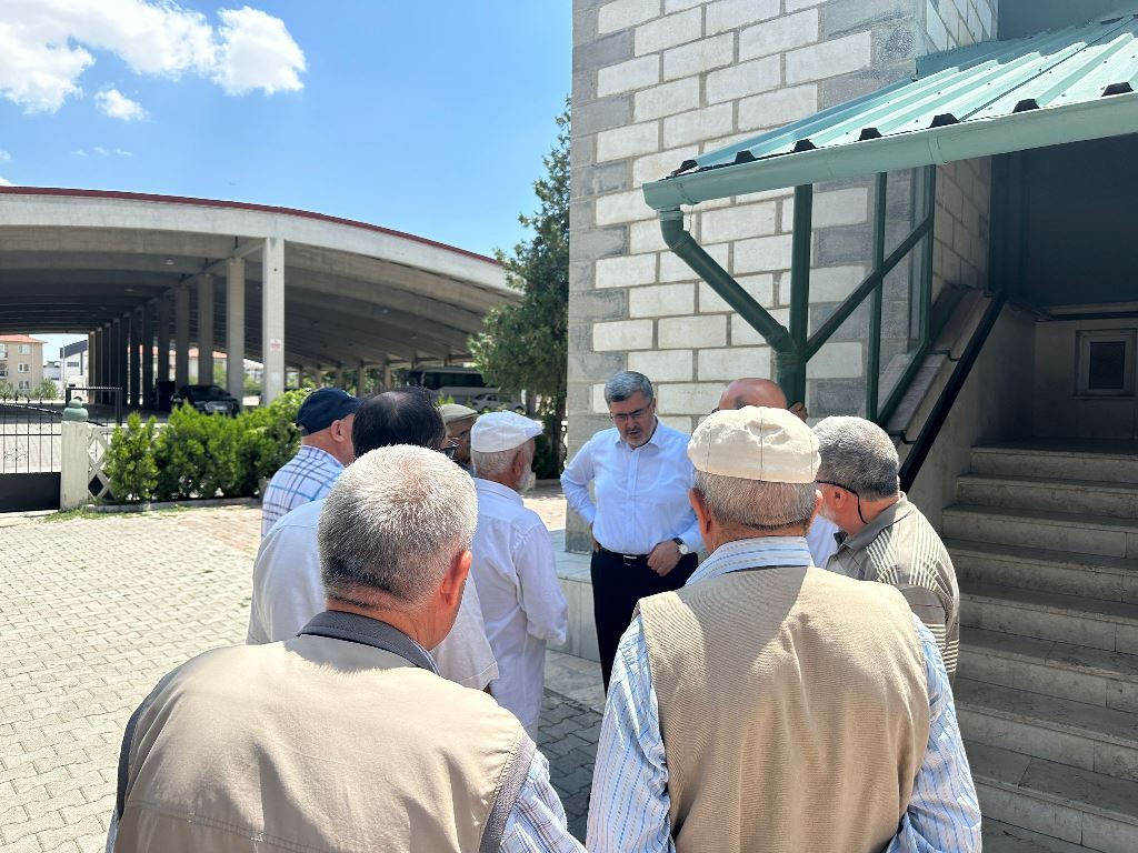 ÖZKAYA, AFYON'DA BİR DİZİ PROGRAMLAR GERÇEKLEŞTİRDİ