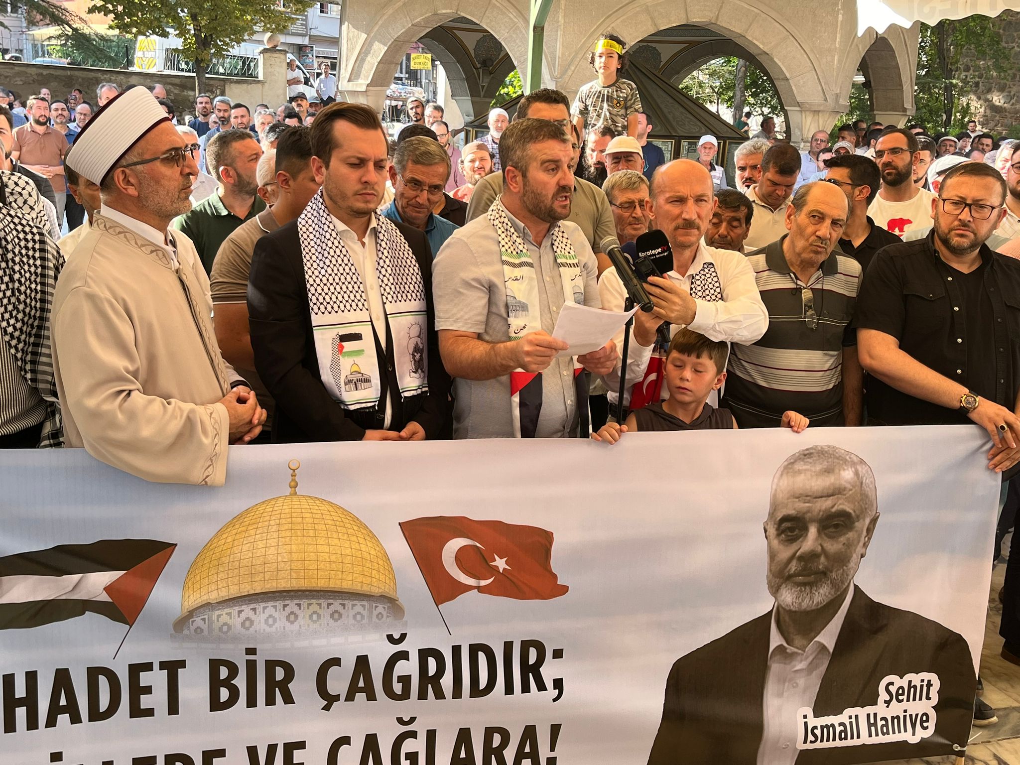 STK'lar Gıyabi Cenaze Namazında Bir Araya Geldi