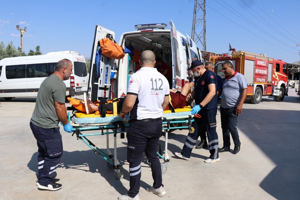 ÜÇÜNCÜ KATTAN ZEMİNE ÇAKILAN ASANSÖRDEKİ 4 KİŞİ YARALANDI
