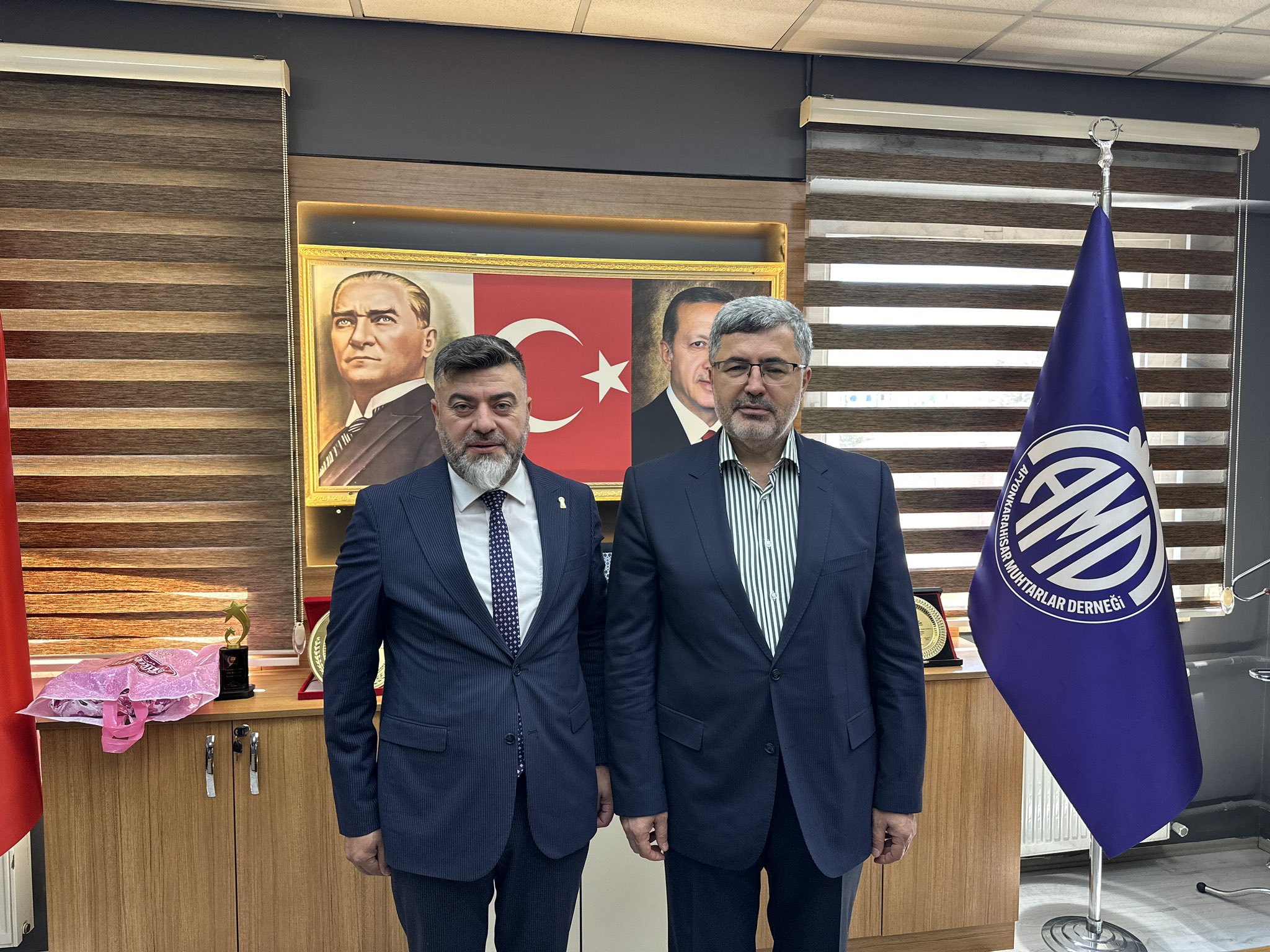 Milletvekili Ali Özkaya, Muhtarlar Derneği Ziyaret Etti