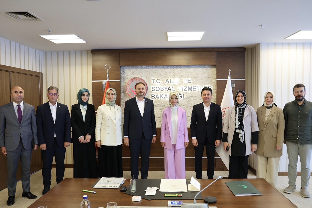 Bakan Göktaş: Yeşilay ile Bağımlılıkla Mücadelede Önemli Adımlar Atılacak
