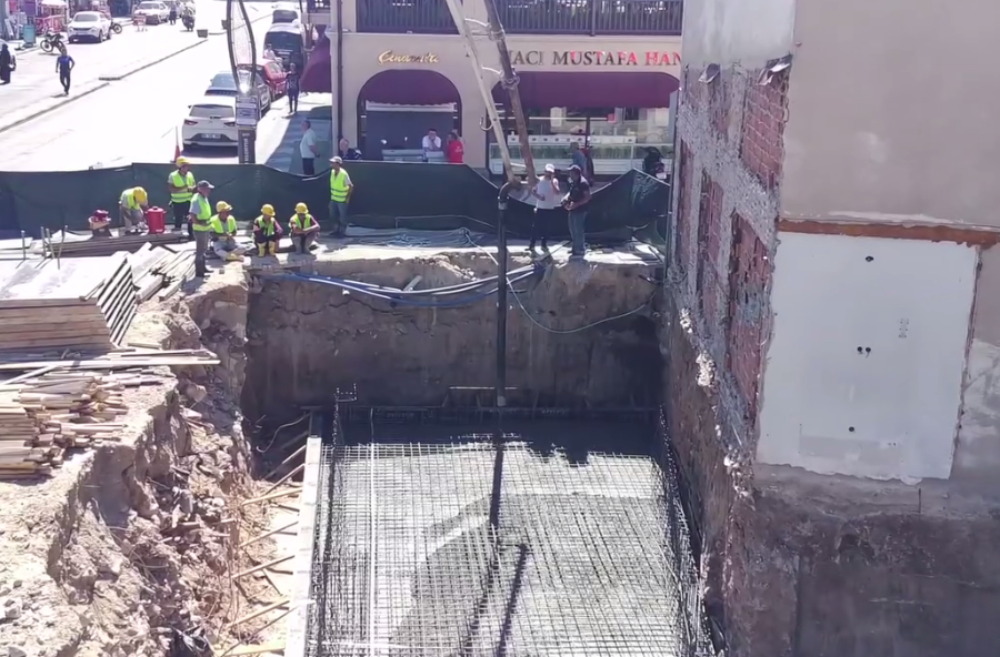 Başkan Aynacı Kolları Sıvadı Bolvadin Çarşısının Çehresi Değişecek